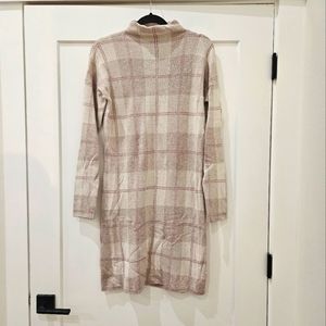 Tahari mini sweater dress
